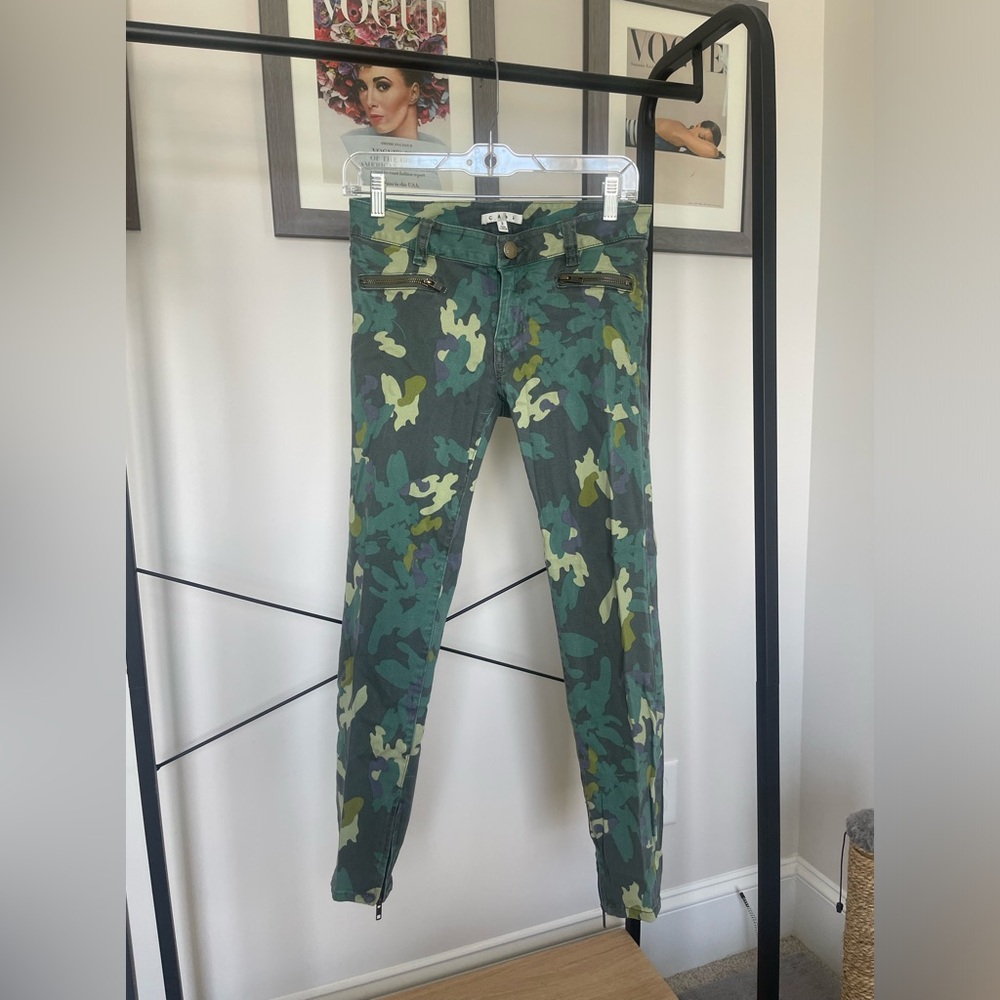 Cabi camo printed pants
